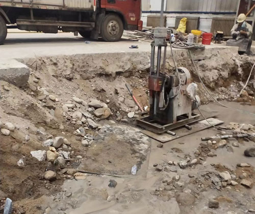 陈场镇公路下沉压浆